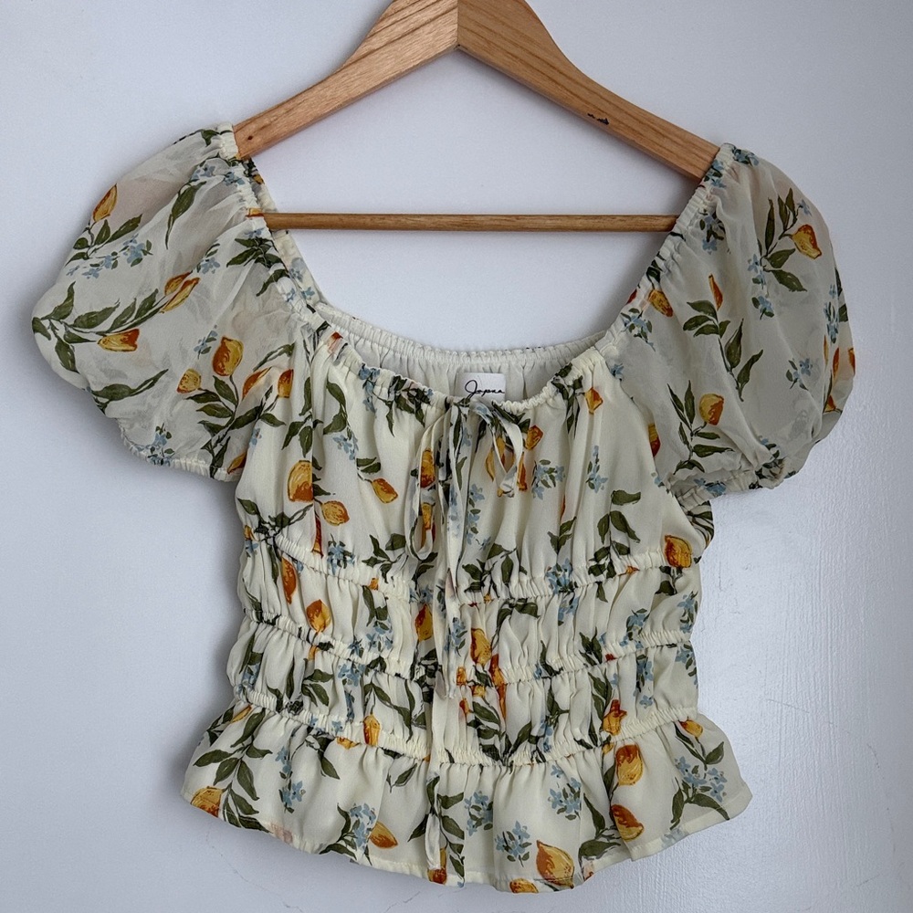 Japna Floral Puff Sleeve Top